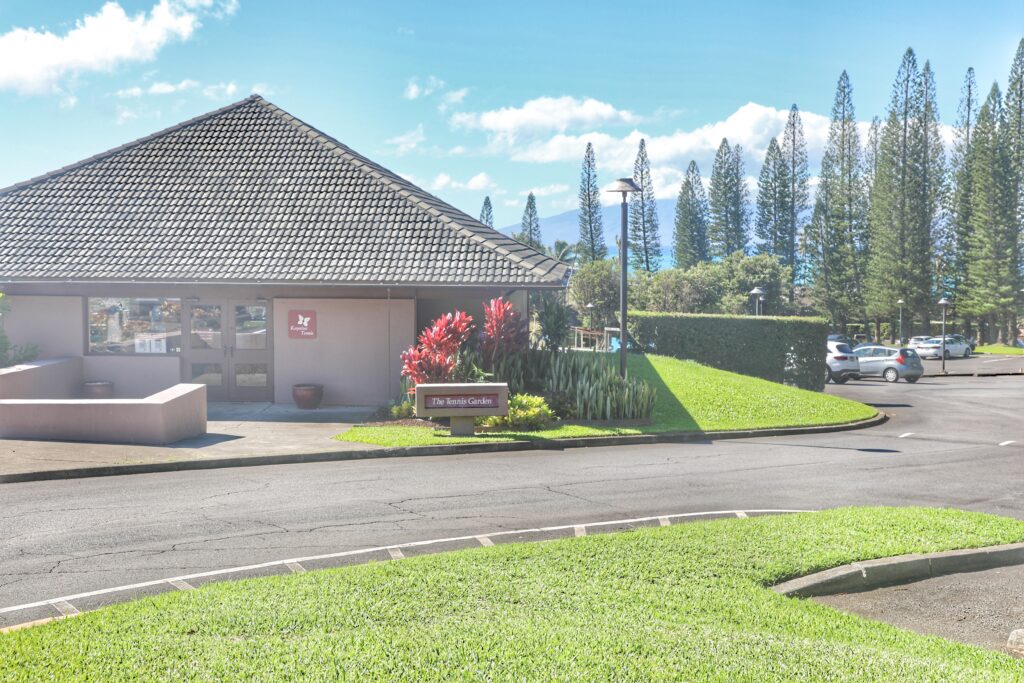 Clubhouse for Tennis & Pickleball Kapalua Courts