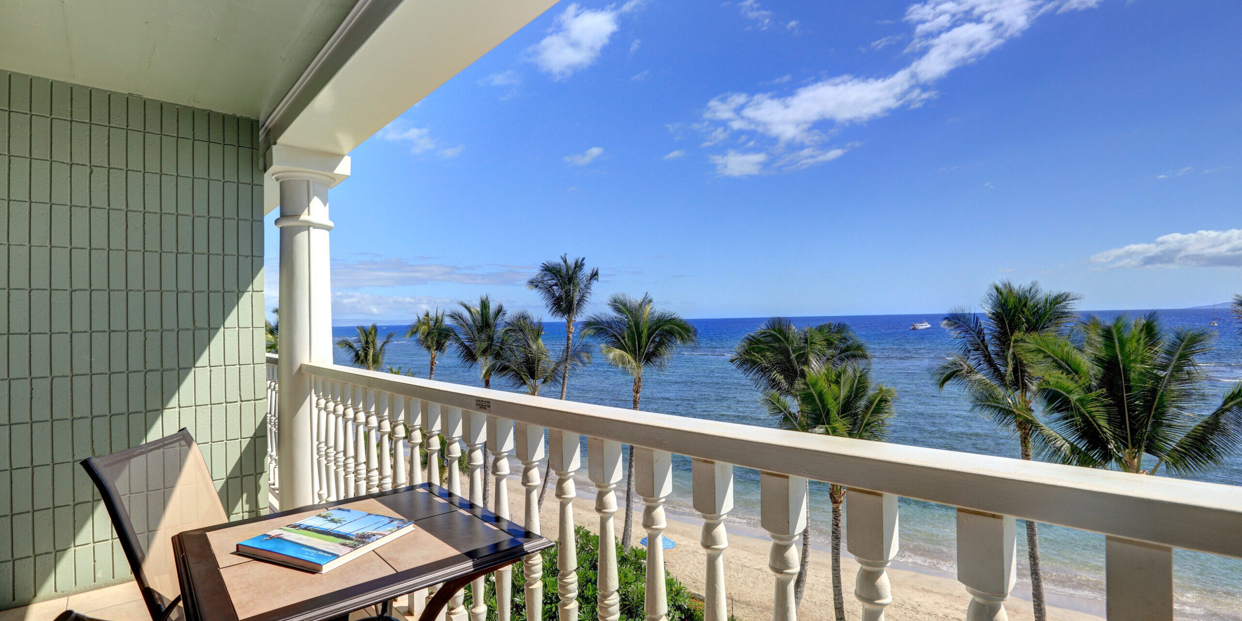 Lahaina Shores Balcony, Hotel and Resort